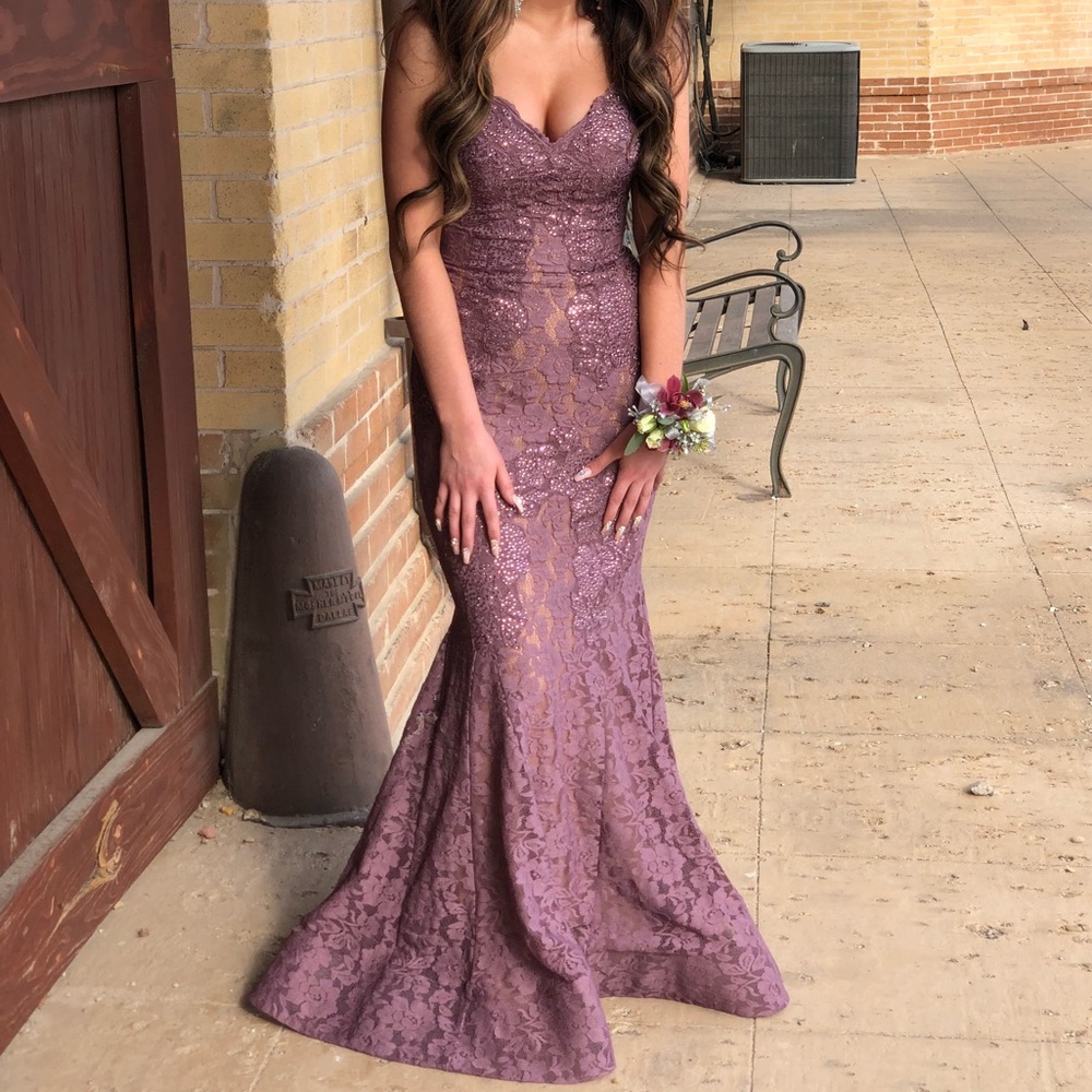 JOVANI Prom dress mermaid lace size 0 worn once